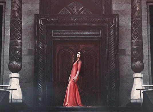 Wybór sukni wieczorowej – co będzie do Ciebie pasować?