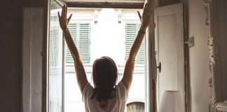 Co możemy określić przyczyną rozstępów?