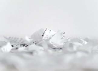 Ile zarobiły partie w roku 2011