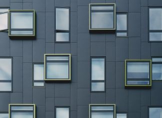 Obrazy zamiast okien