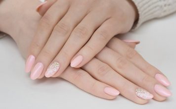 Co zrobić, gdy manicure hybrydowy nie jest tak trwały, jak byśmy sobie tego życzyły? manicure hybrydowy