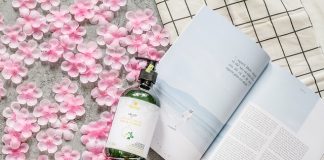 mycie włosów dziecka