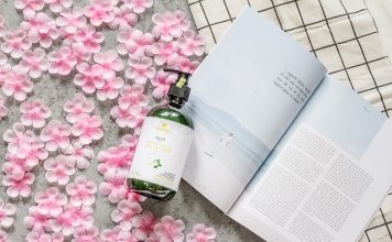 mycie włosów dziecka