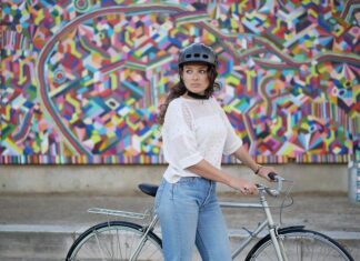 Jaki krój kurtki dla figury jabłko? Jaki krój kurtki dla figury jabłko?