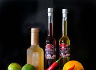 Co zamiast octu jabłkowego na muszki? Co zamiast octu jabłkowego na muszki?