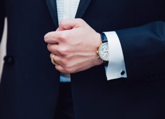 Czym się różni smoking? Czym się różni smoking?