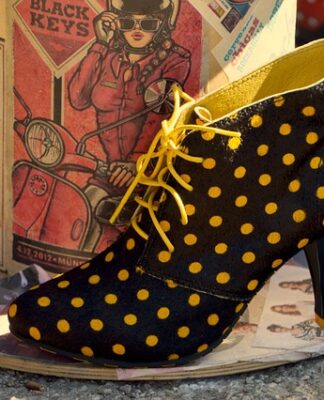 Z czym łączyć mokasyny?