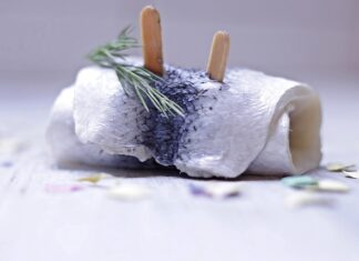 Jak się nazywa szmatka do garnituru? Jak się nazywa szmatka do garnituru?