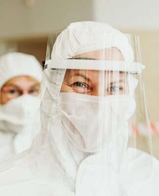 Jak wygląda maseczka chirurgiczna?