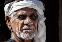 Jak zawiązać turban szejka? Jak zawiązać turban szejka?