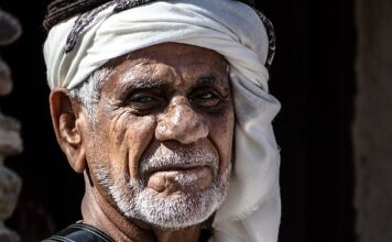 Jak zawiązać turban szejka?