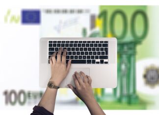 Ile zarabia sprzedawca w Guess? Ile zarabia sprzedawca w Guess?