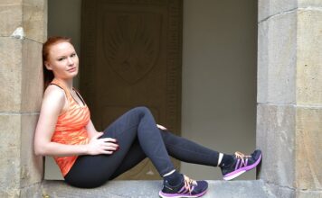 Z jakiego materiału robi się legginsy? Z jakiego materiału robi się legginsy?