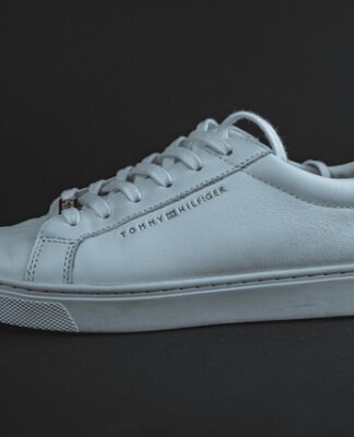 Kto nosi Tommy Hilfiger? Kto nosi Tommy Hilfiger?