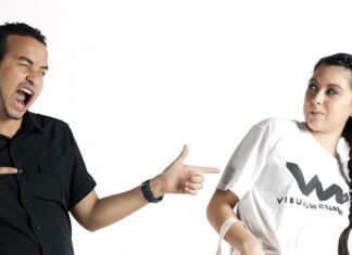 Jak długi powinien być t shirt? Jak długi powinien być t shirt?