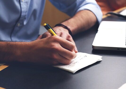 Czego nie wolno robić w czasie żałoby?