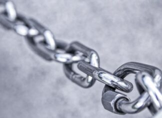 Czym Przeciąć metalowy kolczyk? Czym Przeciąć metalowy kolczyk?