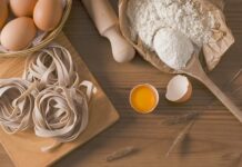 Jak ładnie ułożyć makaron na talerzu?