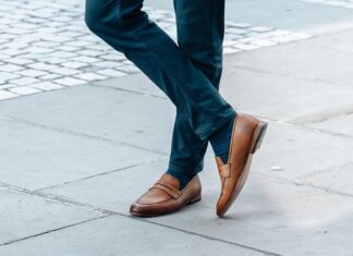 Jak wyglądają mokasyny męskie?