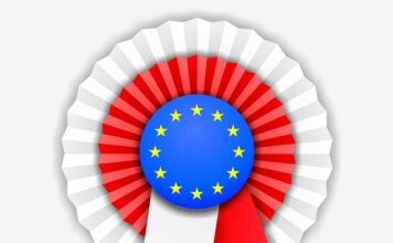 Jak zrobić kotylion ze wstążki dwukolorowej? Jak zrobić kotylion ze wstążki dwukolorowej?