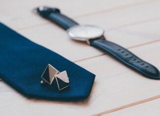 Po co są spinki do mankietów?