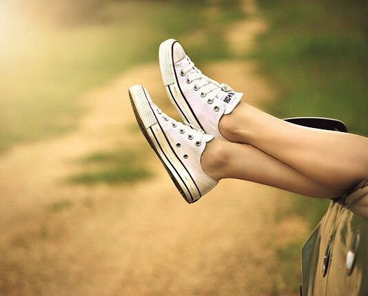 Jakie buty do garnituru 2023? Jakie buty do garnituru 2023?